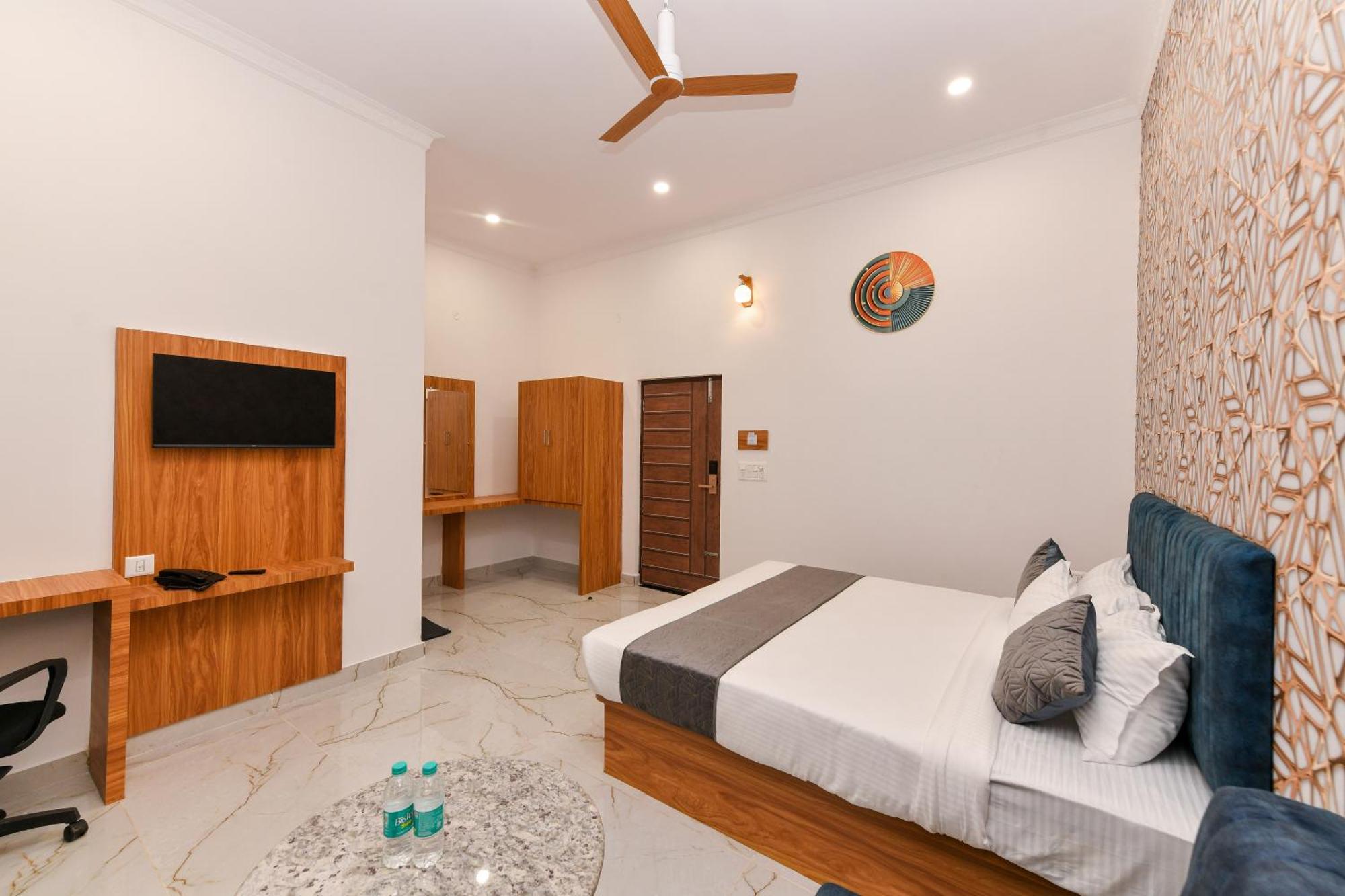 Hotel Shine International Mysore Exterior photo