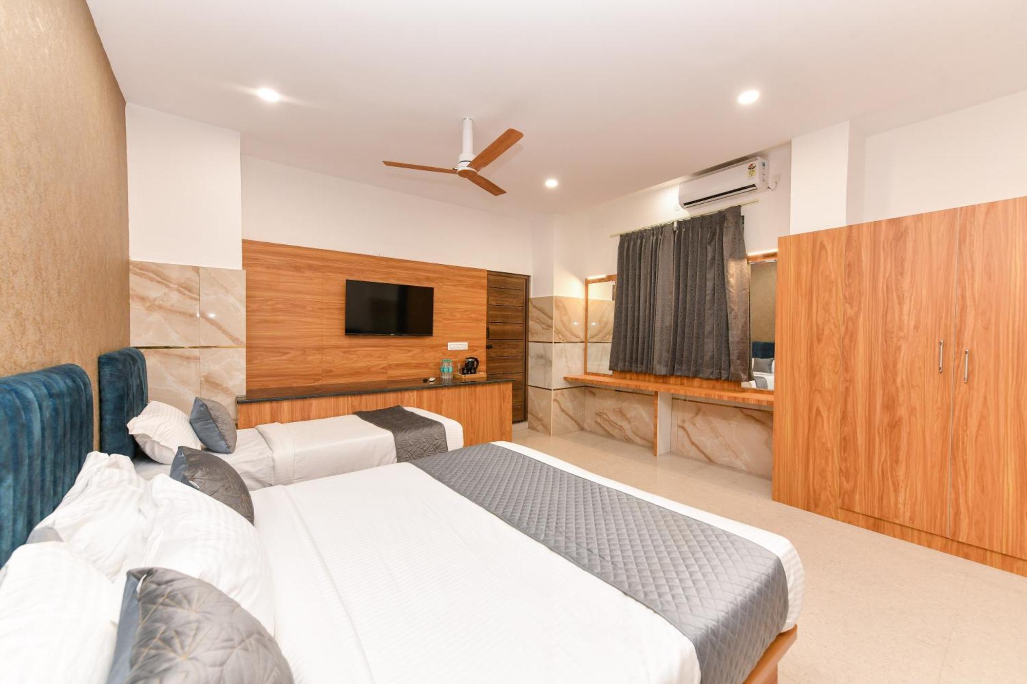 Hotel Shine International Mysore Exterior photo
